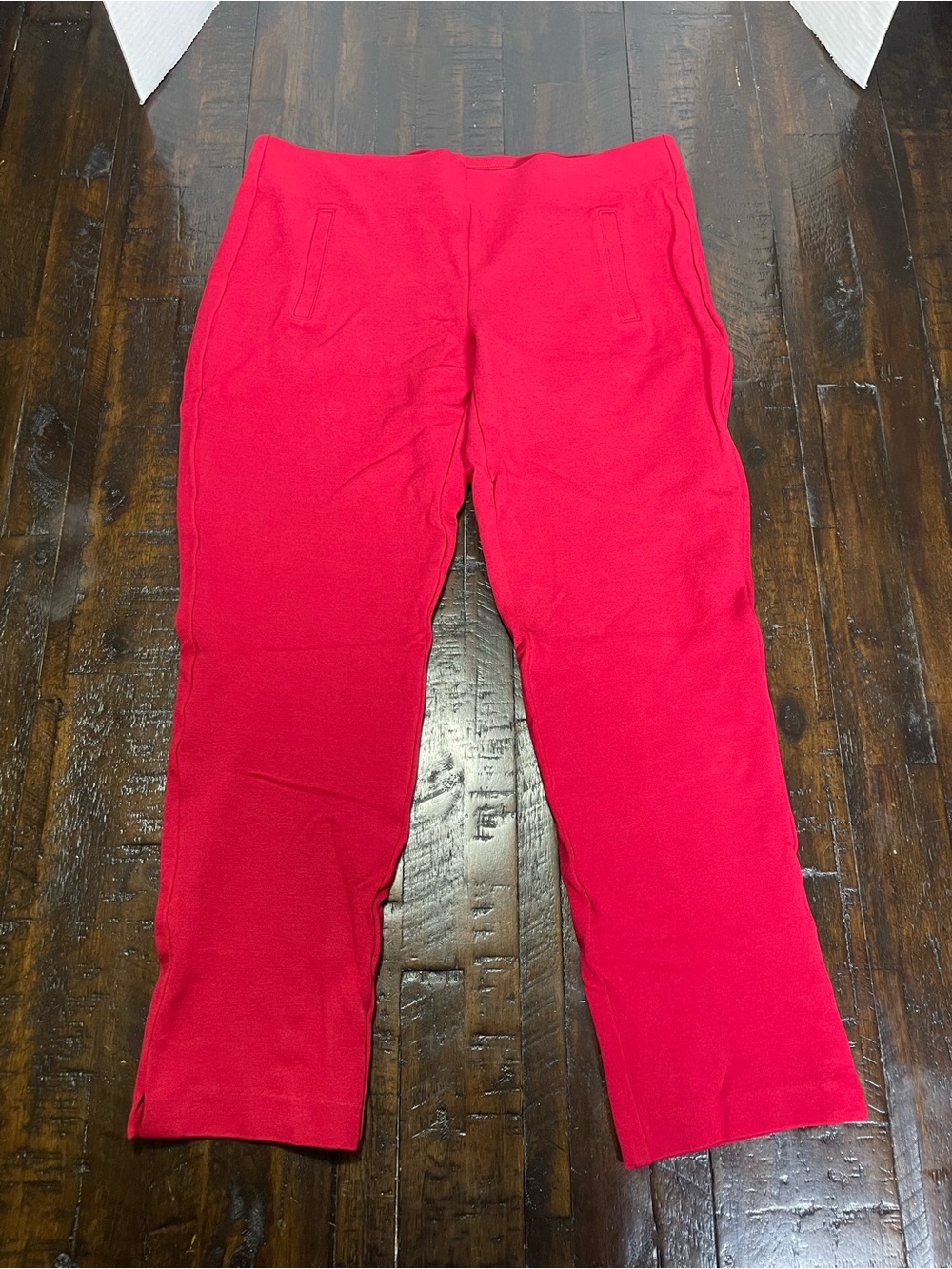 Chico's Vibrant Red Cropped Pull-On Pants
